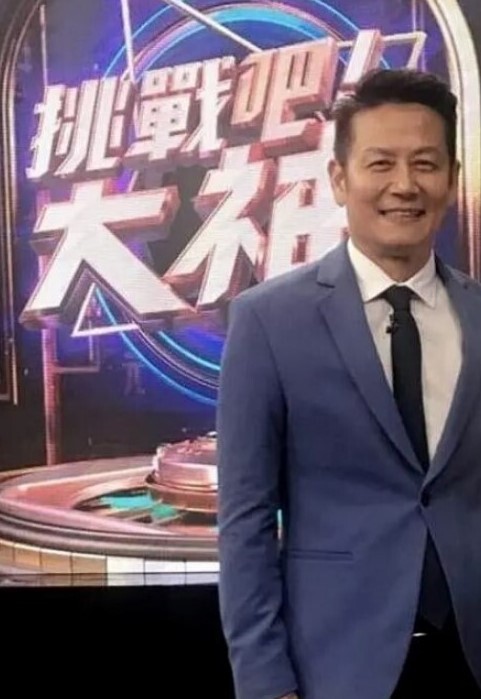 最新泄密门长沙某医院实习生护士私生活淫乱啪啪视频流出 - 奶糖视频